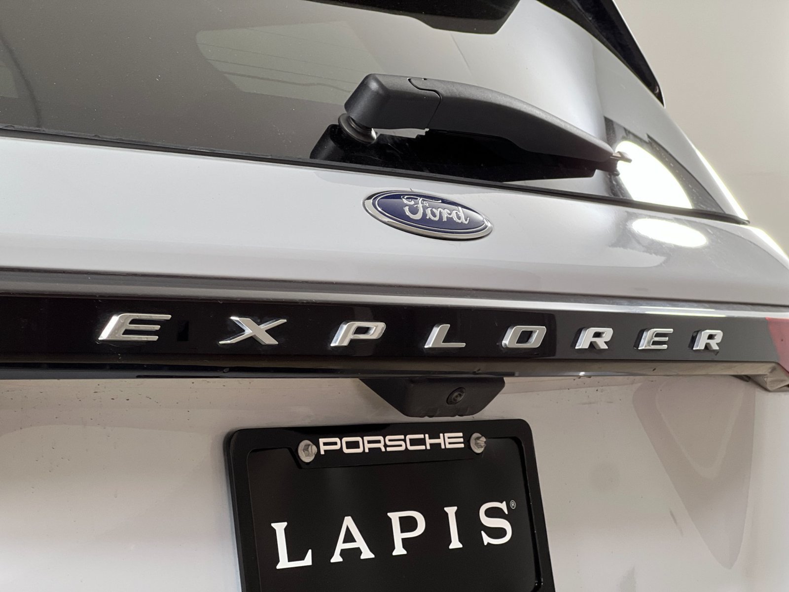 Used 2025 Ford Explorer Active RWD image 28