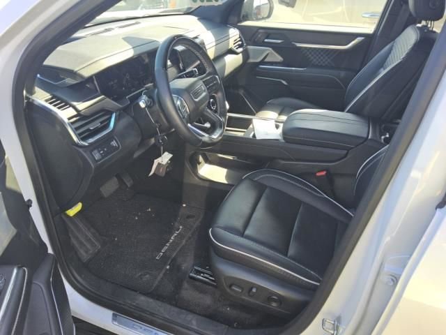 Used 2025 GMC Acadia Denali w/ Super Cruise Package FWD image 5