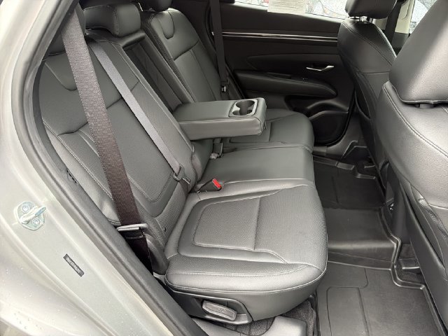 Certified 2024 Hyundai Tucson SEL w/ Convenience Package FWD image 18