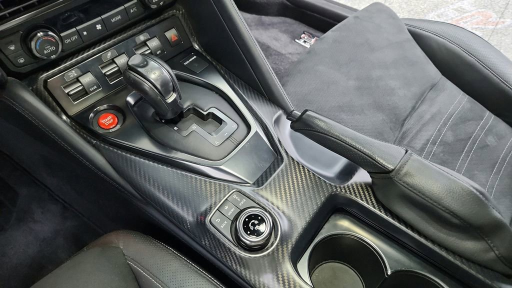 Used 2019 Nissan GT-R image 73