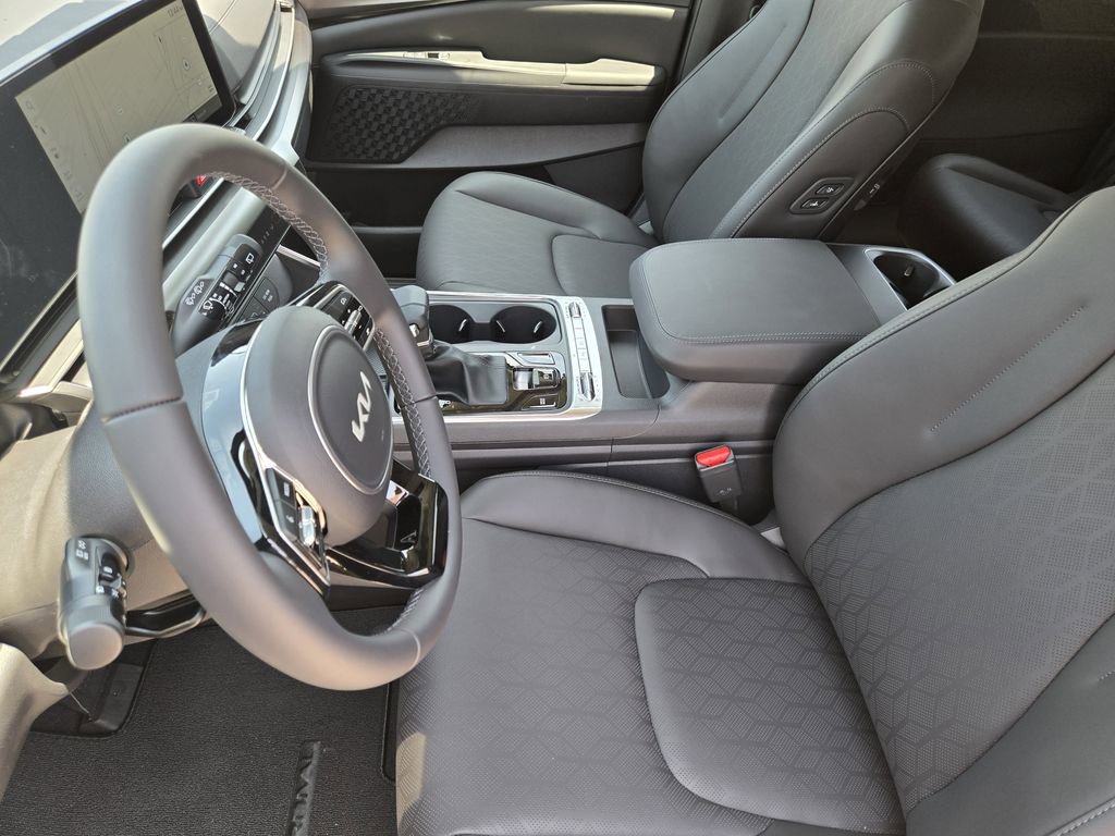 New 2026 Kia Carnival SX FWD image 9
