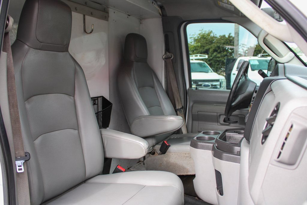 Used 2014 Ford E-350 and Econoline 350 Super Duty w/ Power Windows & Locks Group RWD image 30