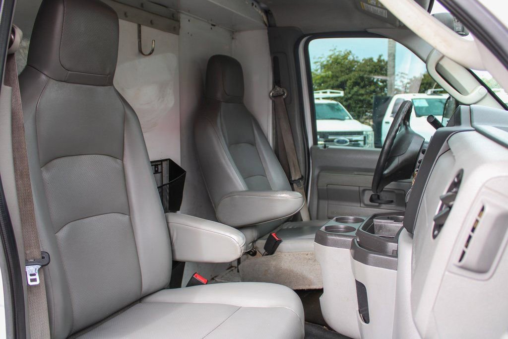 Used 2014 Ford E-350 and Econoline 350 Super Duty w/ Power Windows & Locks Group RWD image 30
