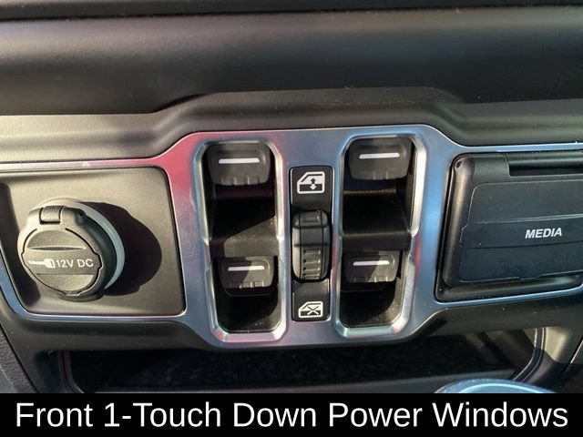 Used 2021 Jeep Wrangler Unlimited Sport AWD/4WD image 19