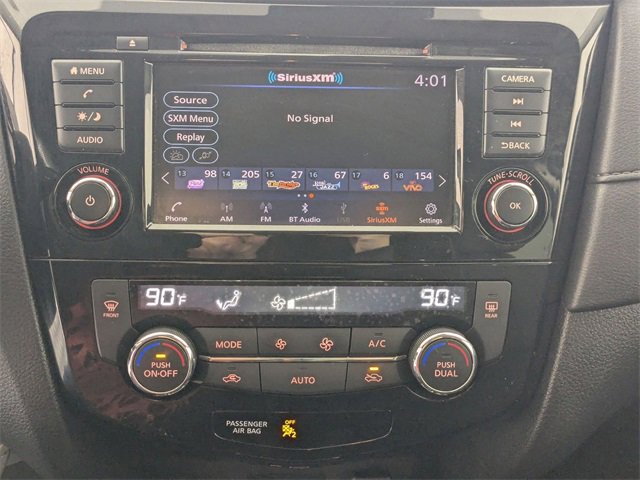 Used 2019 Nissan Rogue SV image 20