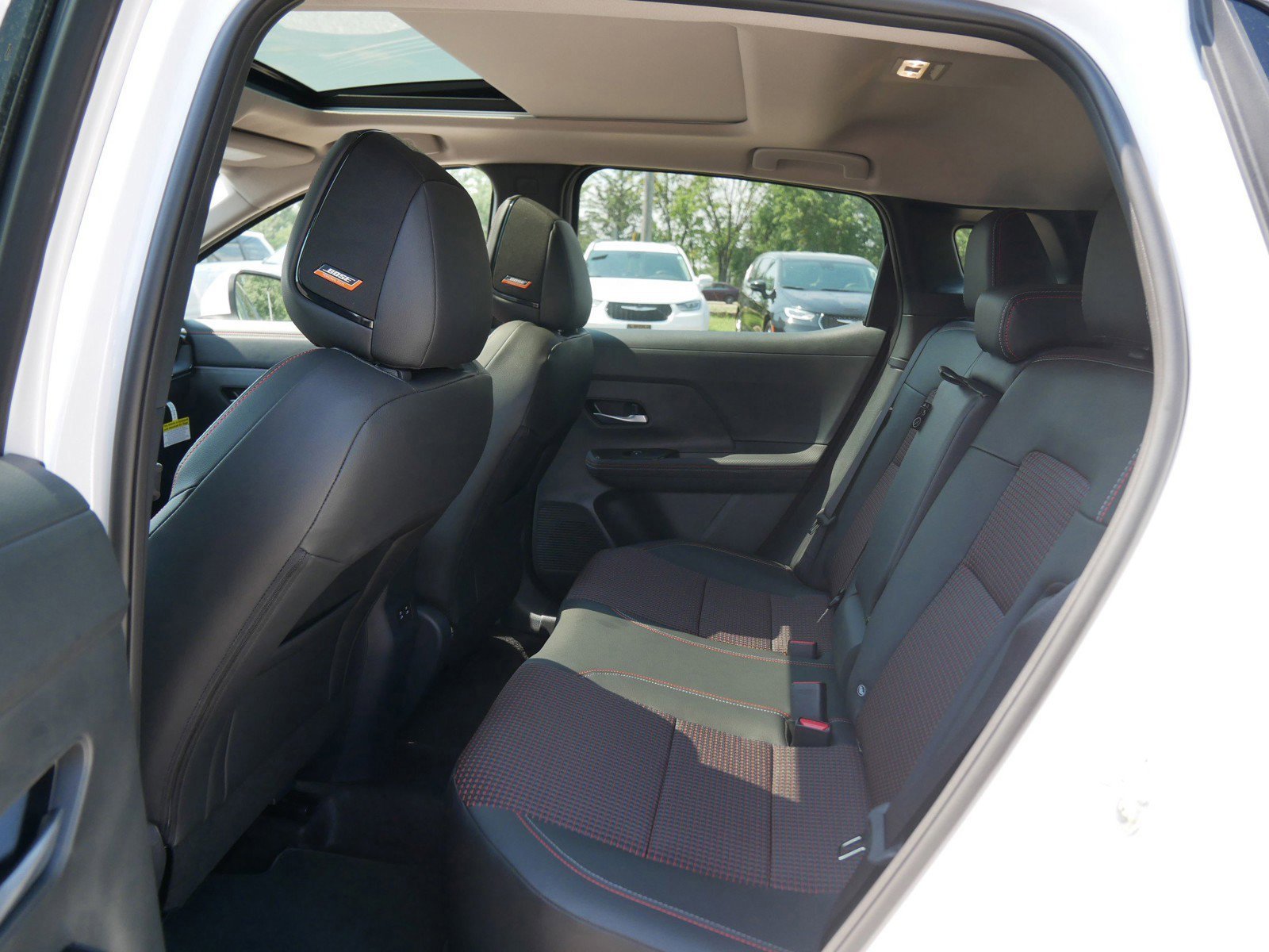 New 2025 Nissan Kicks SR w/ SR Premium Package image 6