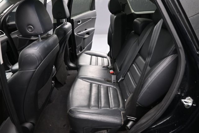 Used 2020 Kia Sorento EX AWD/4WD image 14