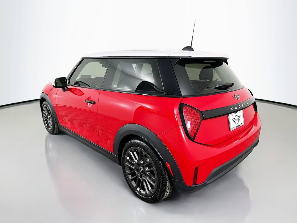 Certified 2025 MINI Cooper 2-Door Hardtop image 7