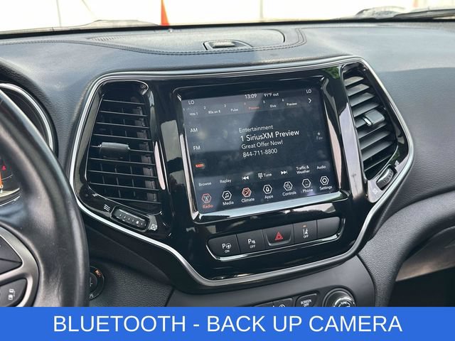 Used 2021 Jeep Cherokee Limited AWD/4WD image 3
