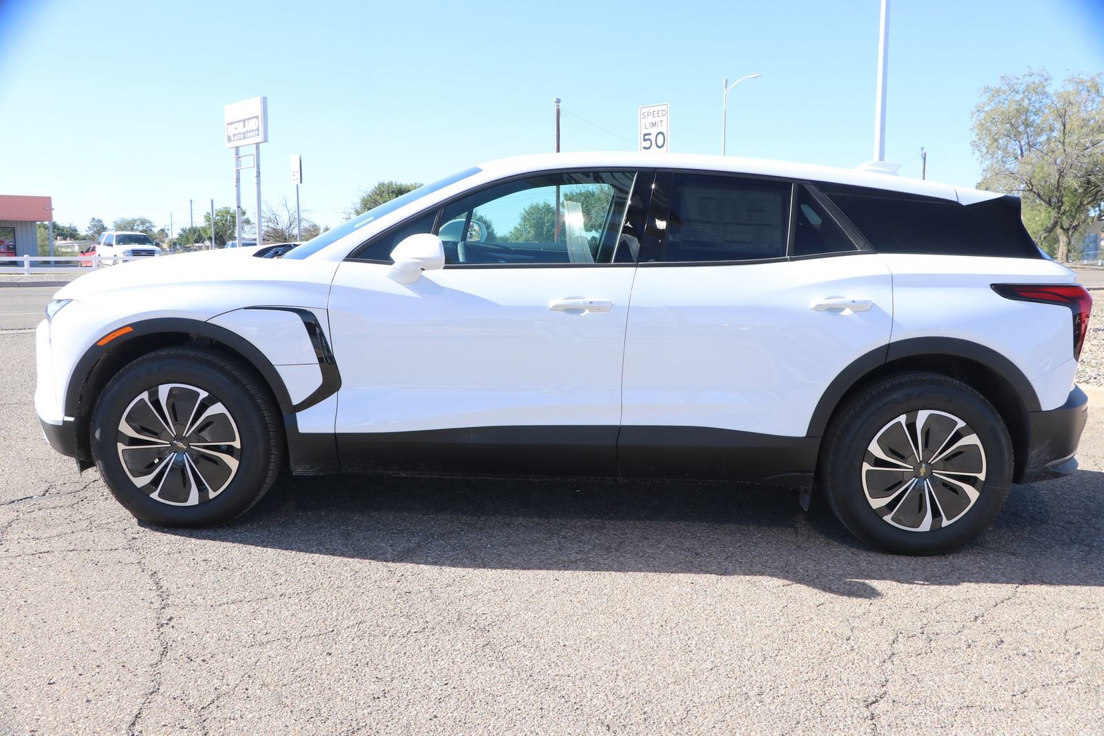 New 2026 Chevrolet Blazer EV LT image 4