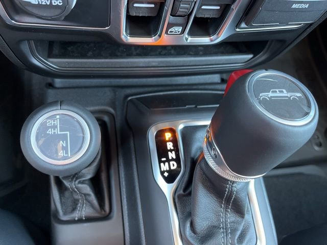 New 2025 Jeep Gladiator Sport w/ Premium Package image 24