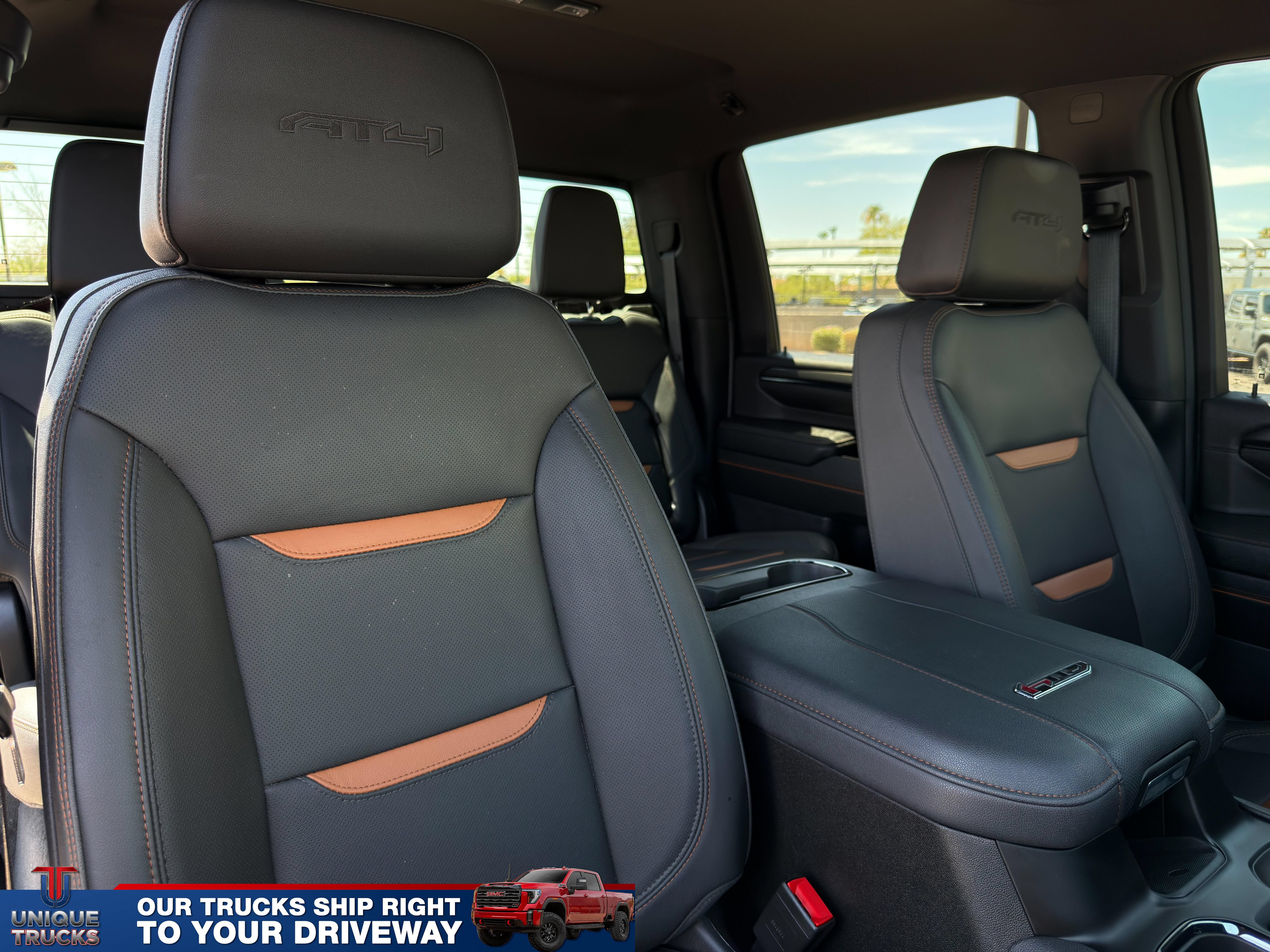 Used 2024 GMC Sierra 2500 AT4 w/ AT4 Preferred Package AWD/4WD image 31