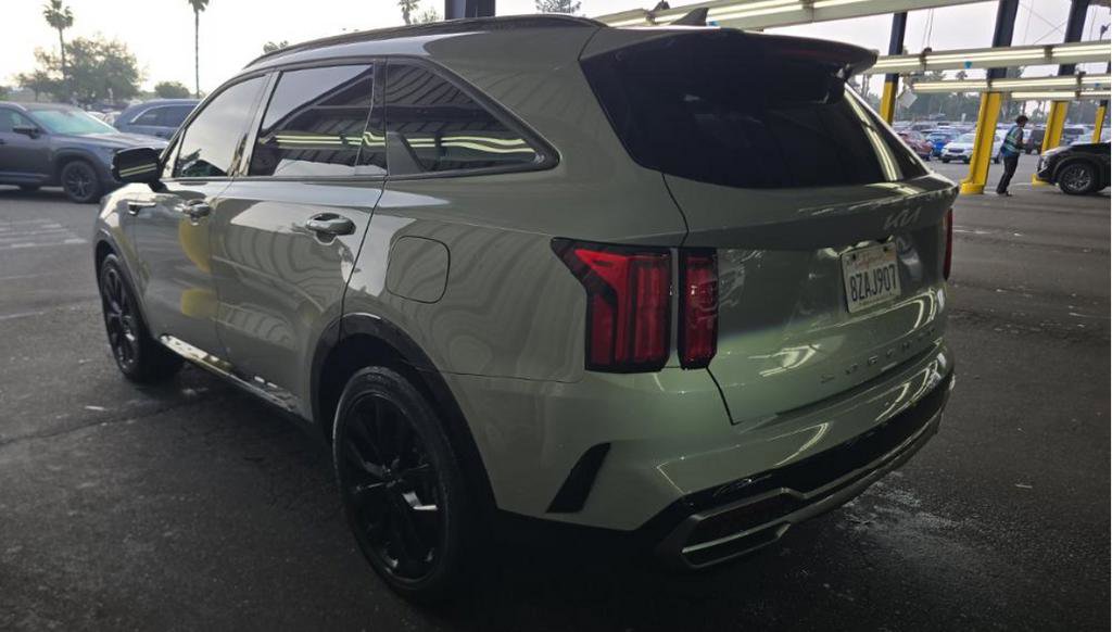 Used 2022 Kia Sorento SX FWD image 4