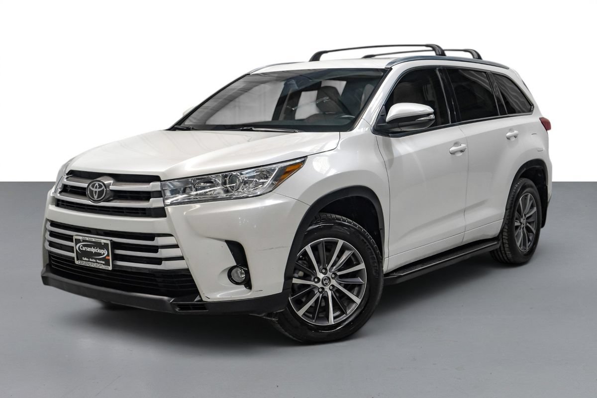 Used 2018 Toyota Highlander XLE FWD image 4