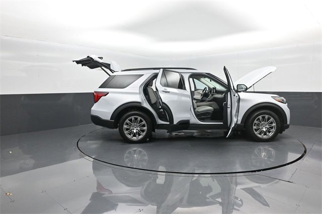 New 2026 Ford Explorer Active w/ Active Comfort Package image 37