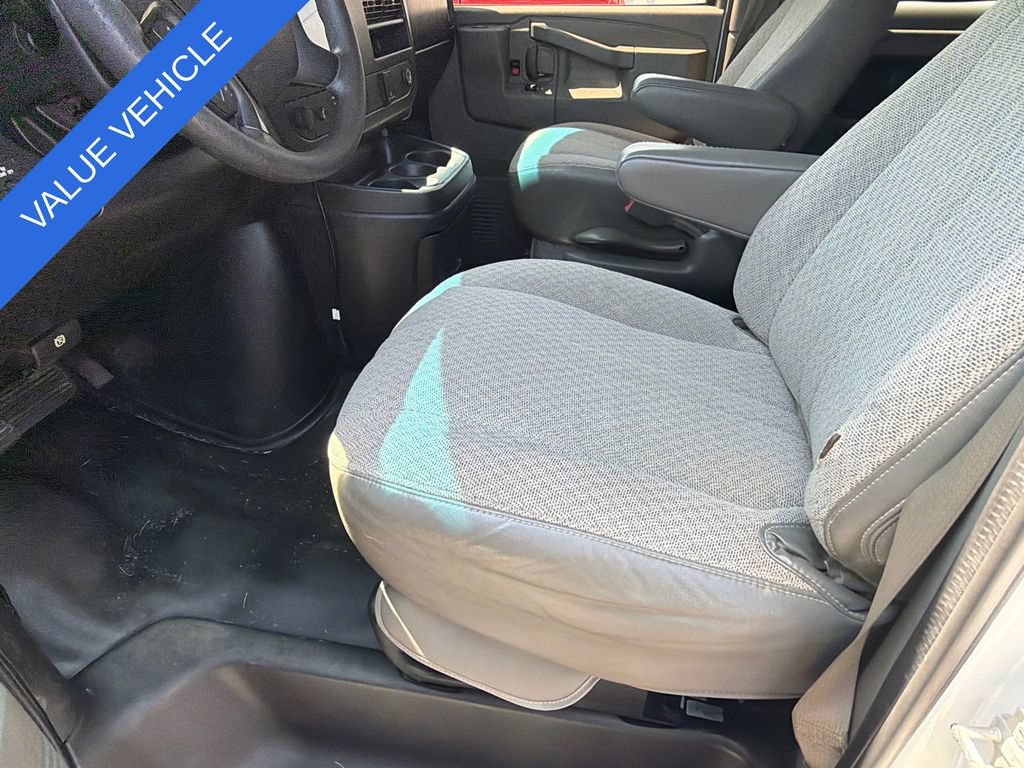 Used 2016 Chevrolet Express 2500 LS RWD image 10