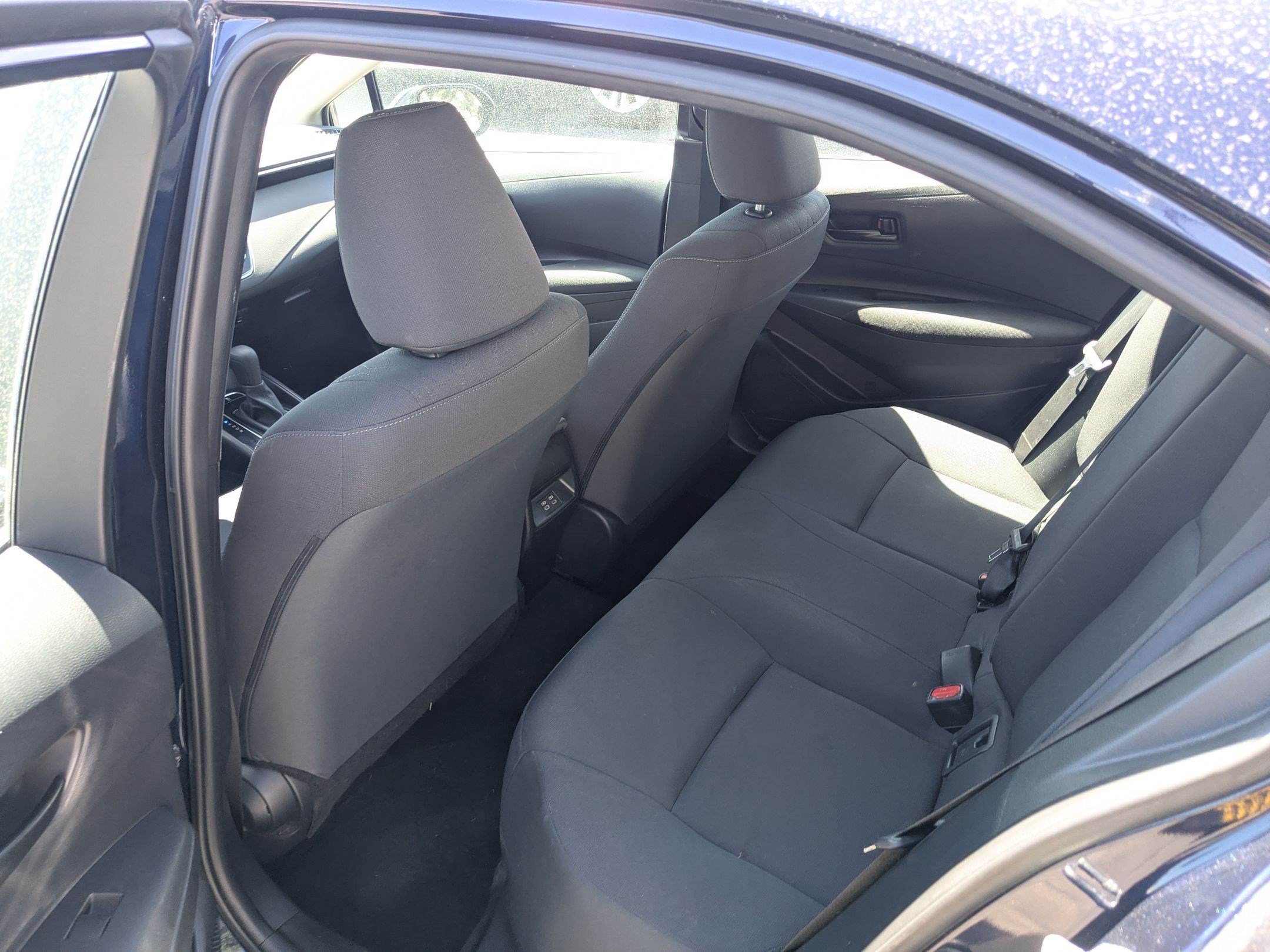 Used 2024 Toyota Corolla LE FWD image 29