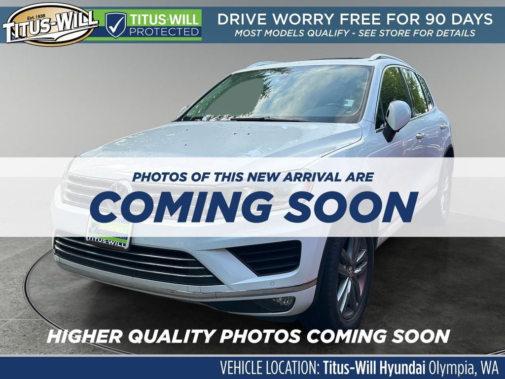 Used 2015 Volkswagen Touareg VR6 AWD/4WD image 3