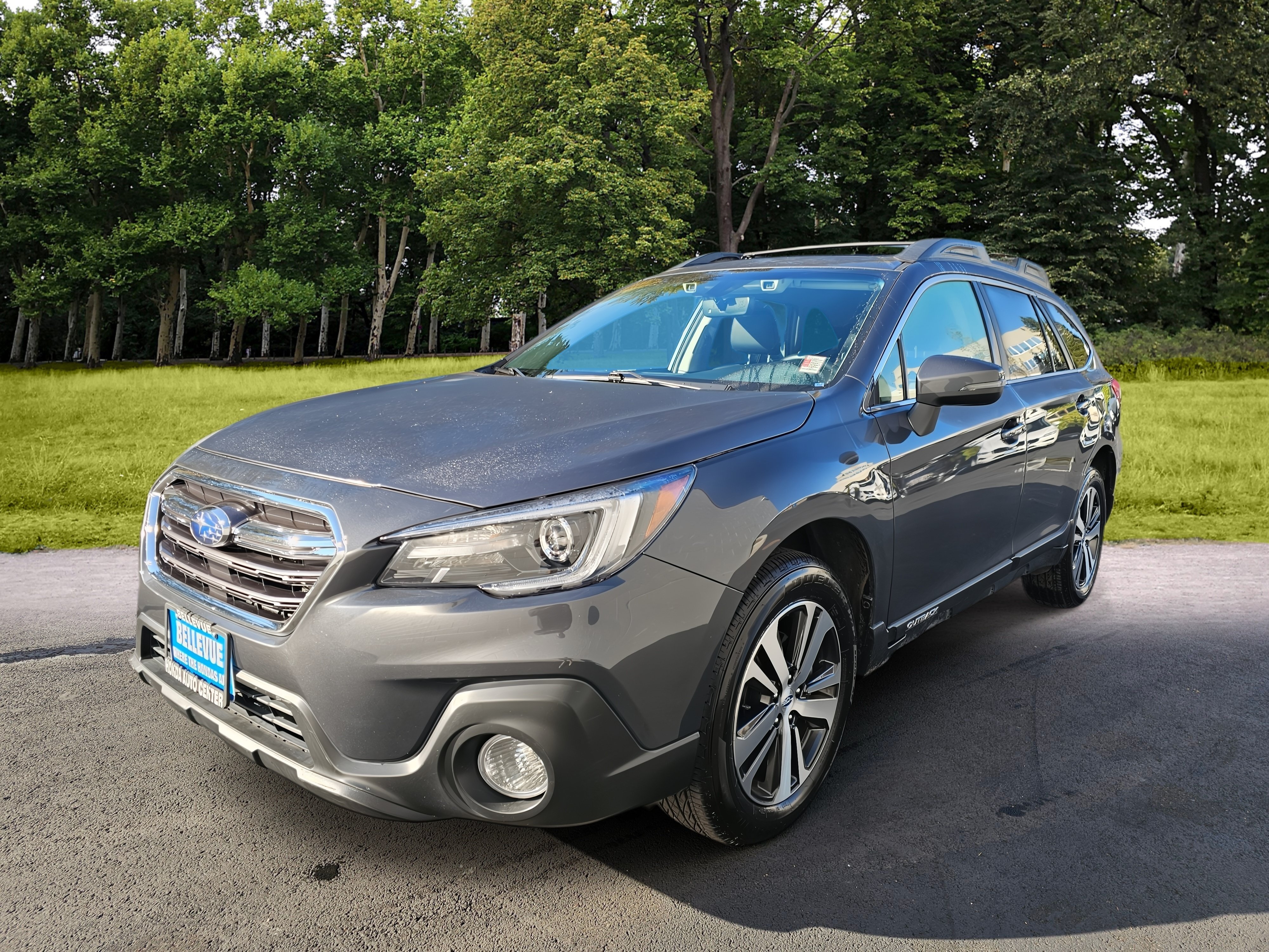 Used 2019 Subaru Outback 2.5i Limited AWD/4WD image 3