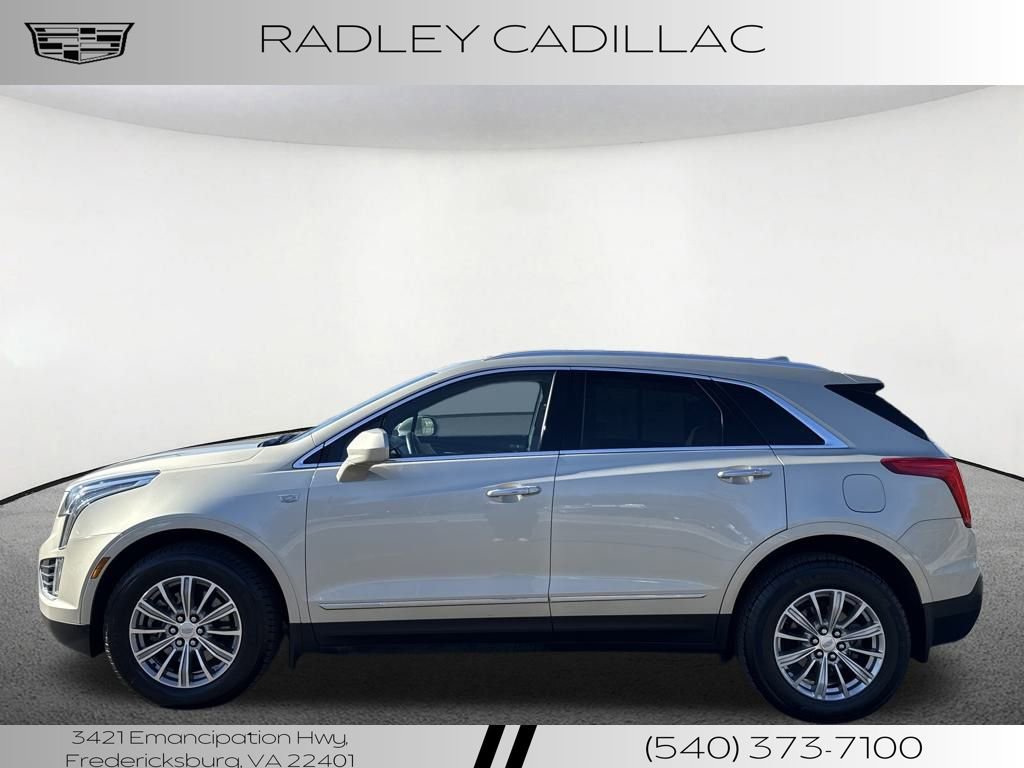 Used 2017 Cadillac XT5 Luxury w/ Driver Awareness Package image 16