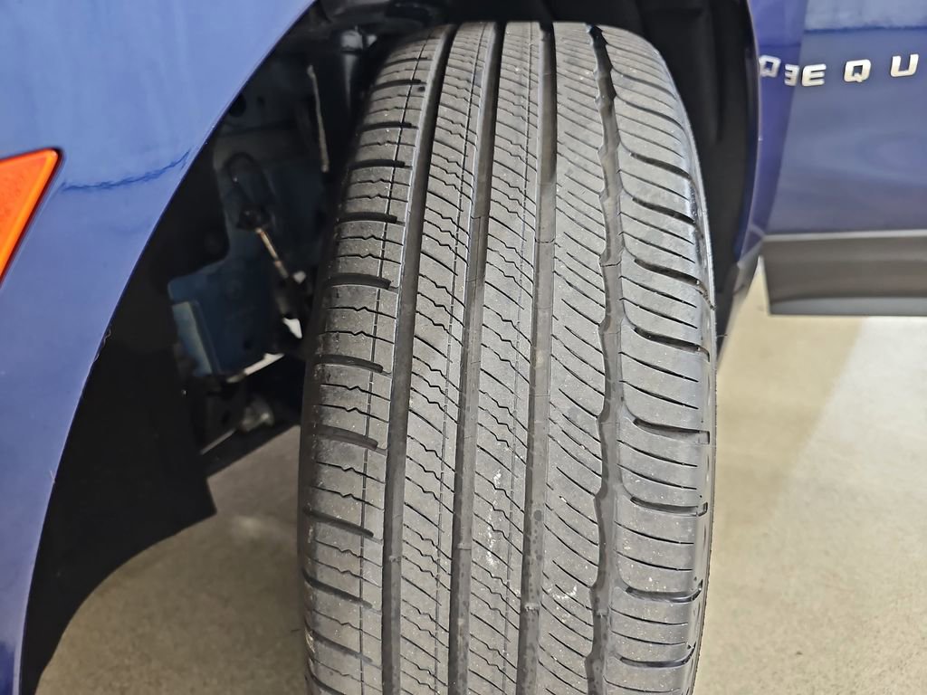 Used 2023 Chevrolet Equinox LT image 37