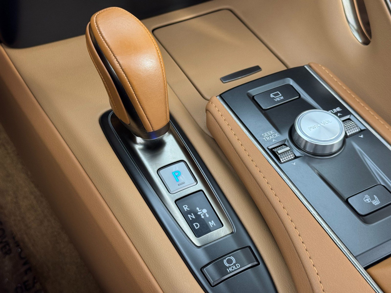 Used 2024 Lexus LC 500 Convertible w/ Touring Package image 30