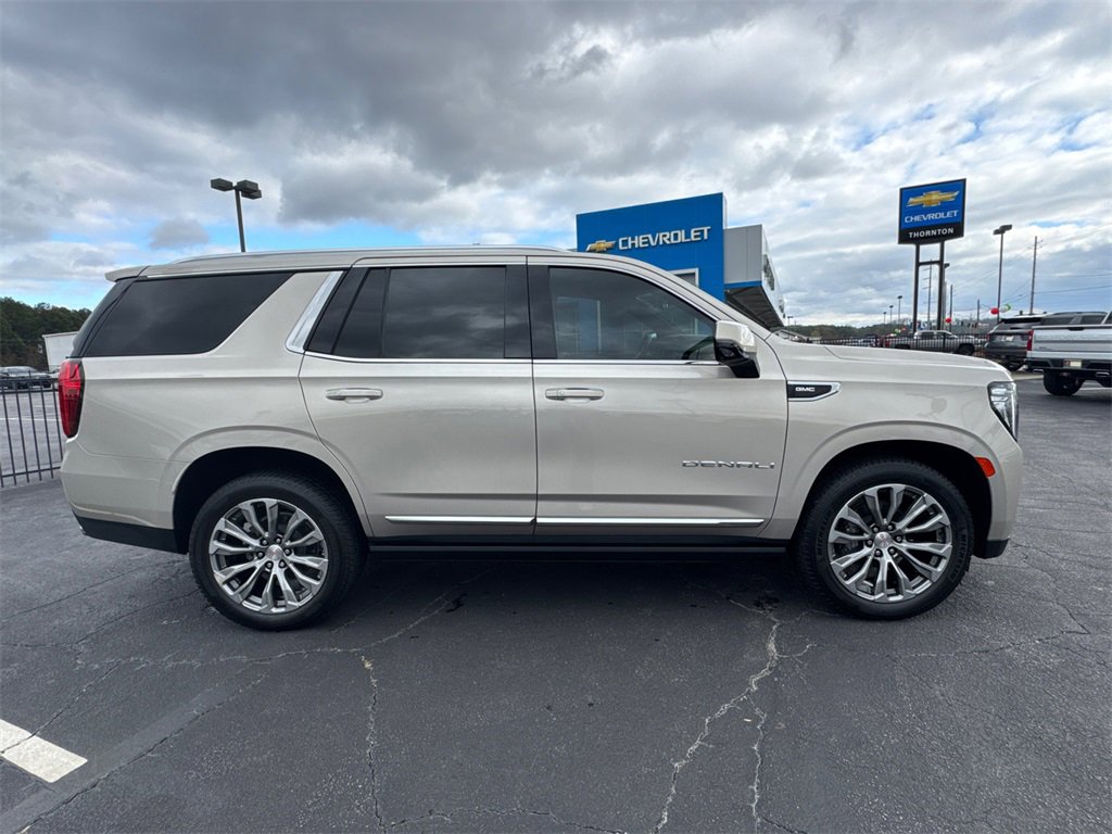 Used 2021 GMC Yukon Denali w/ Denali Premium Package image 5
