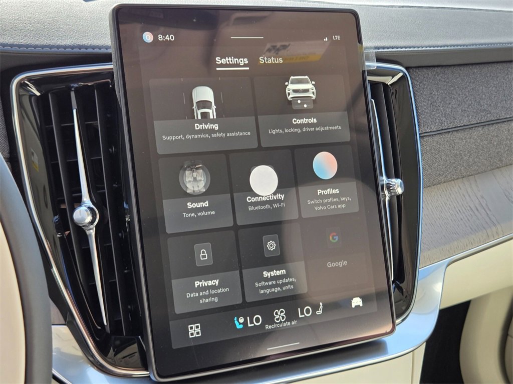 New 2026 Volvo XC90 B6 Ultra w/ Protection Package image 26
