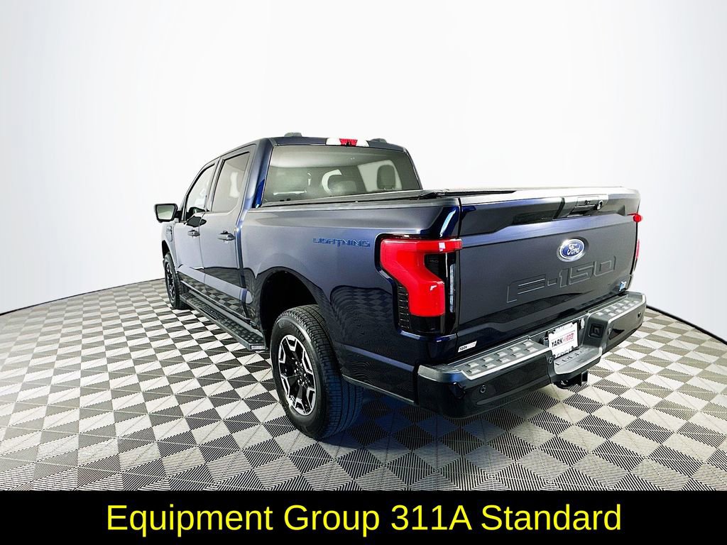 Used 2023 Ford F150 Lightning XLT image 7