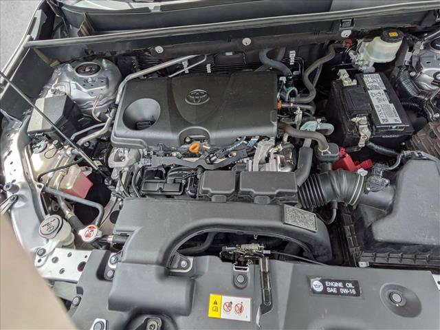 Used 2021 Toyota RAV4 LE FWD image 21