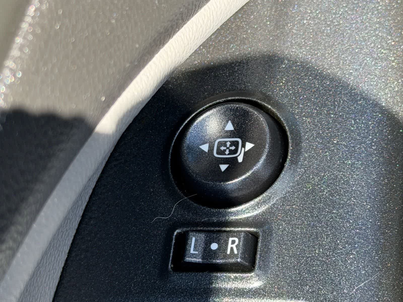 Used 2019 Chevrolet Colorado W/T w/ WT Convenience Package AWD/4WD image 17