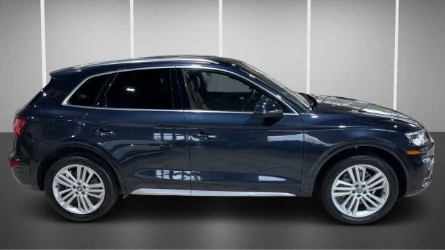 Used 2020 Audi Q5 Prestige image 6