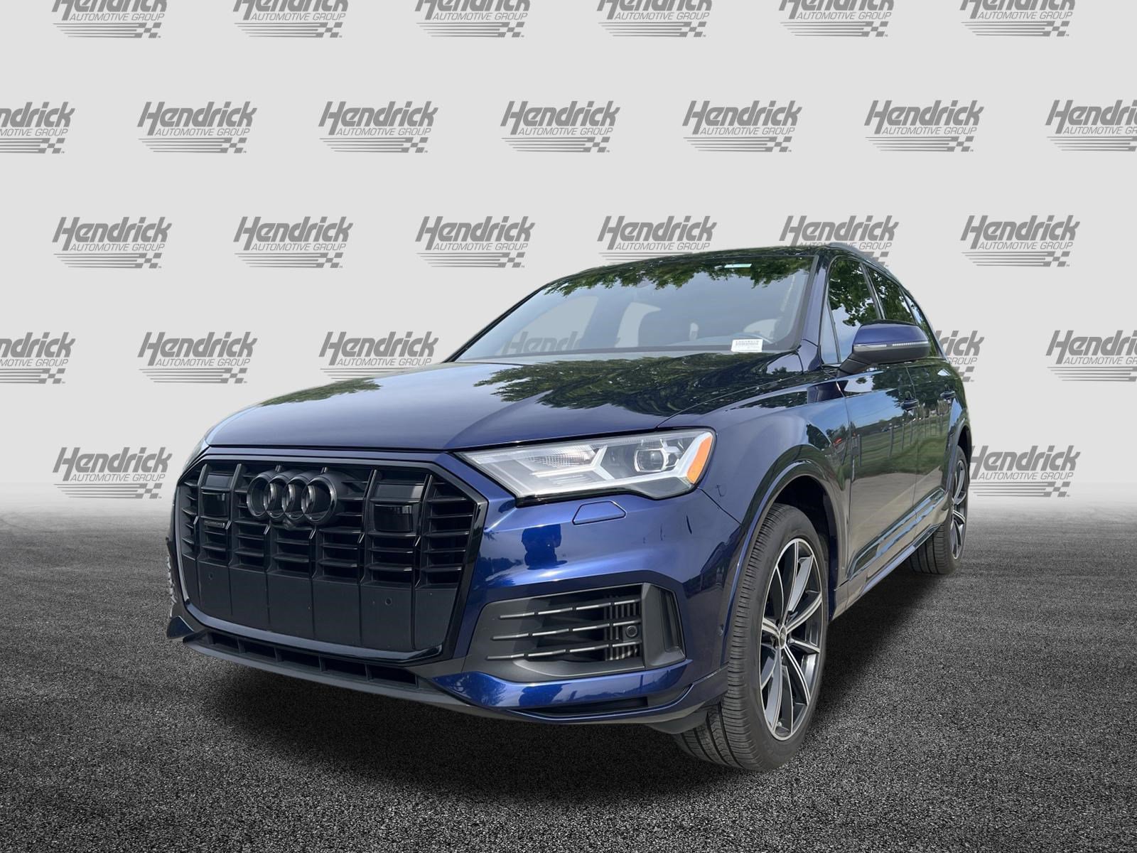 Used 2022 Audi Q7 Premium Plus image 5