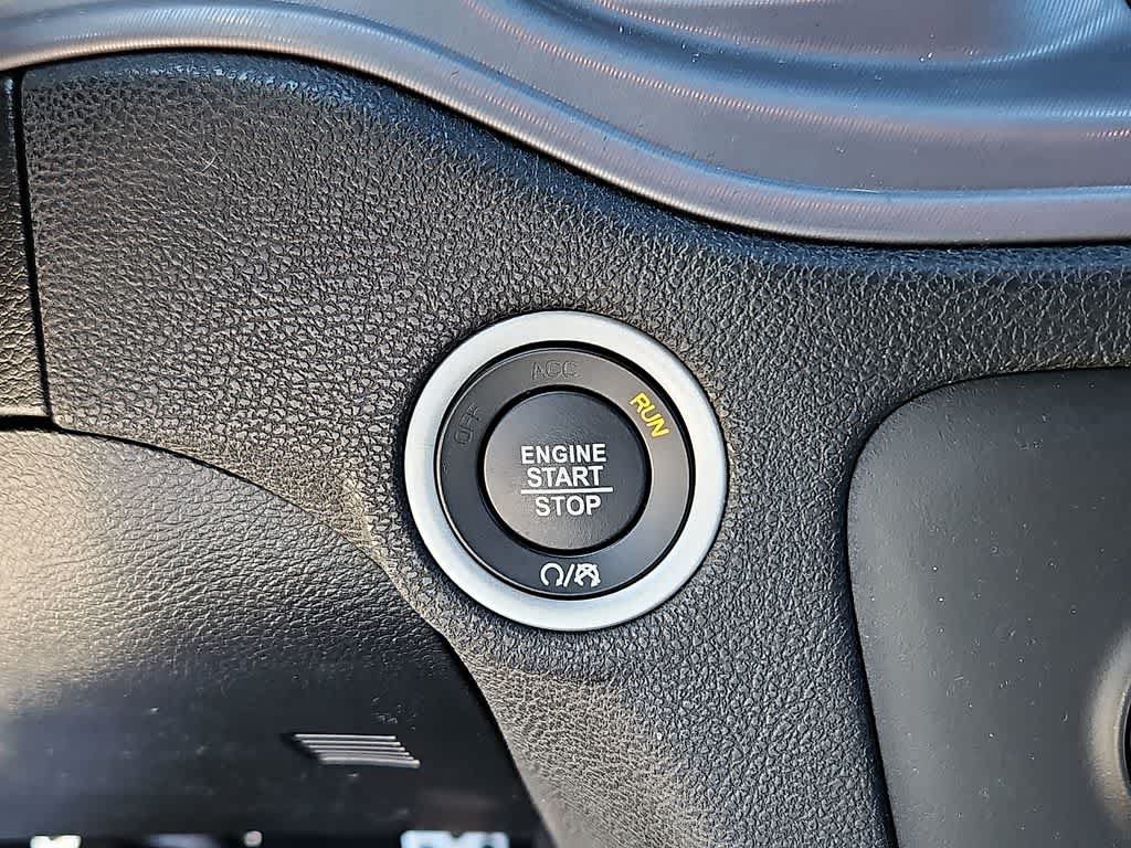 Used 2023 Dodge Charger R/T w/ Harman/Kardon Audio Group RWD image 23