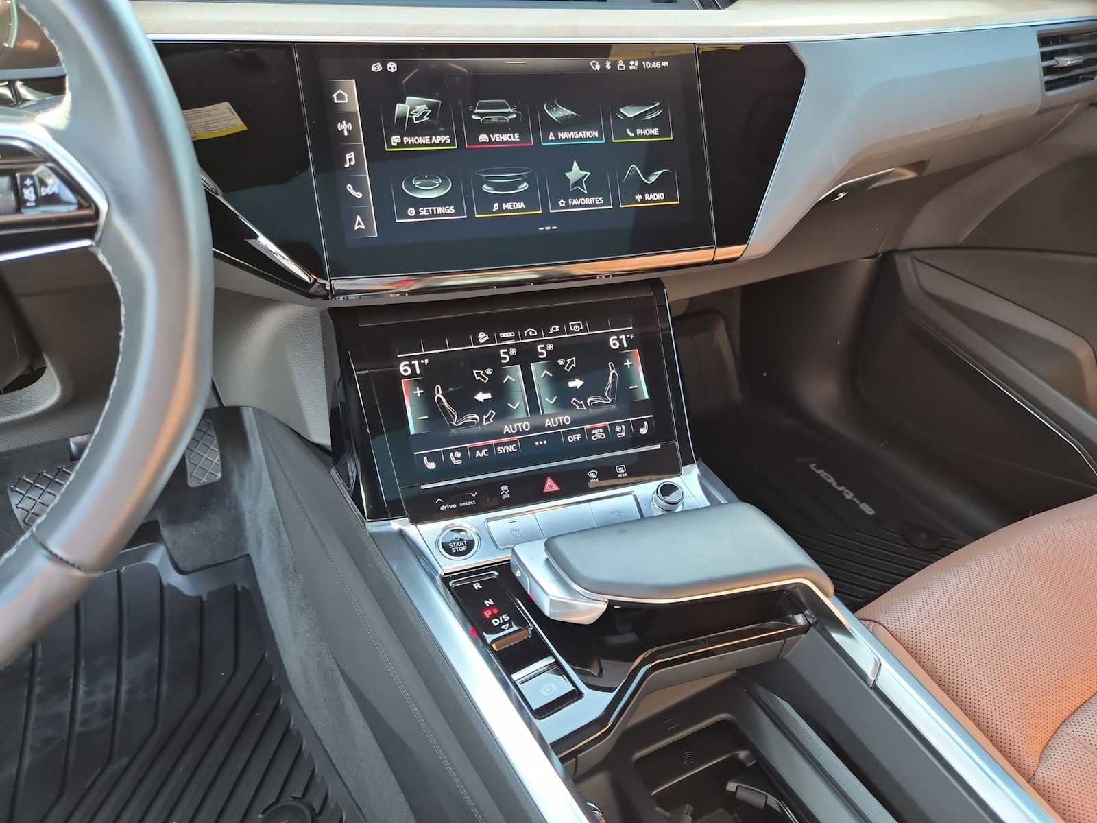 Certified 2024 Audi Q8 e-tron Premium Plus w/ Premium Plus Package image 23