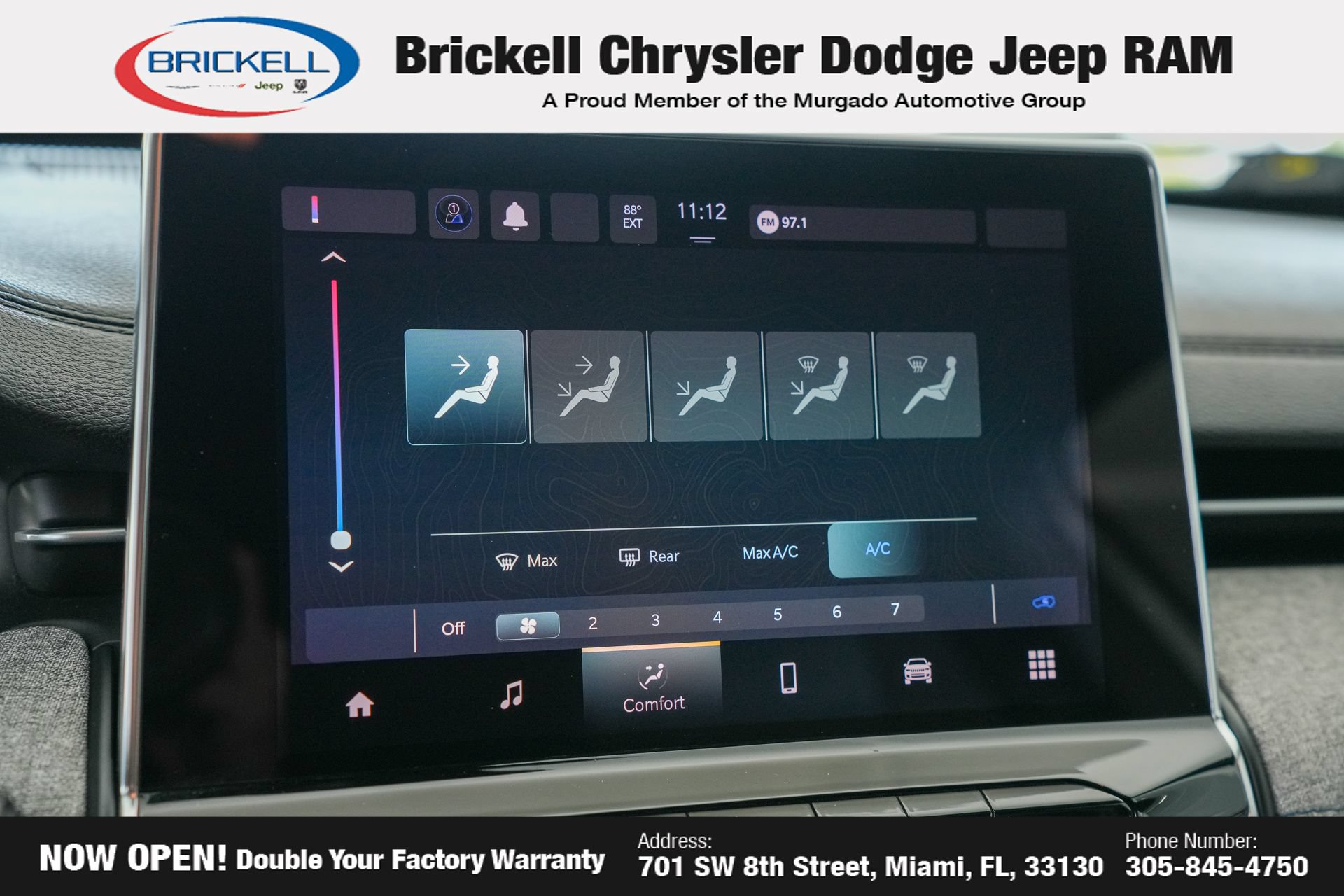 Used 2024 Jeep Compass Latitude AWD/4WD image 37