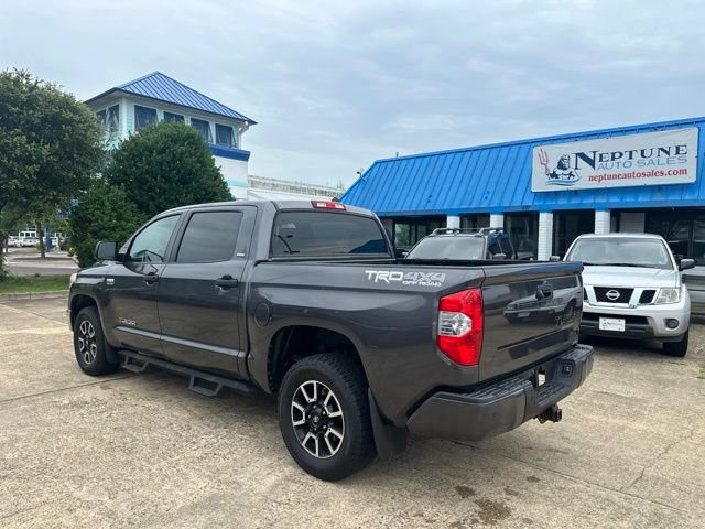 Used 2016 Toyota Tundra SR5 w/ TRD Off Road Package AWD/4WD image 8