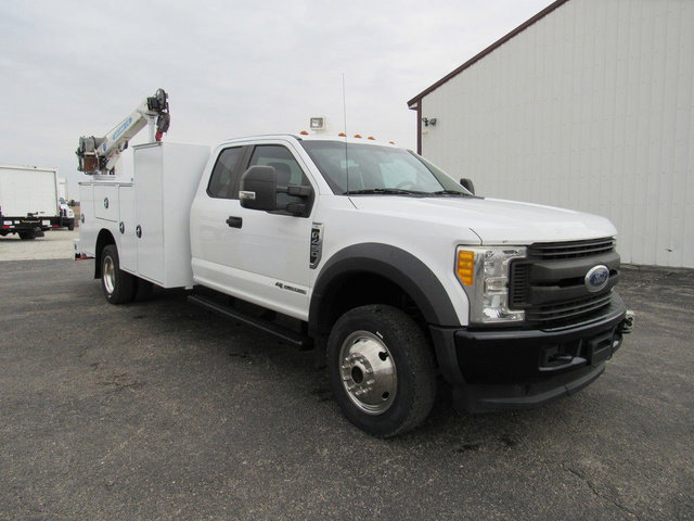 Used 2017 Ford F450 XL w/ Power Equipment Group image 7