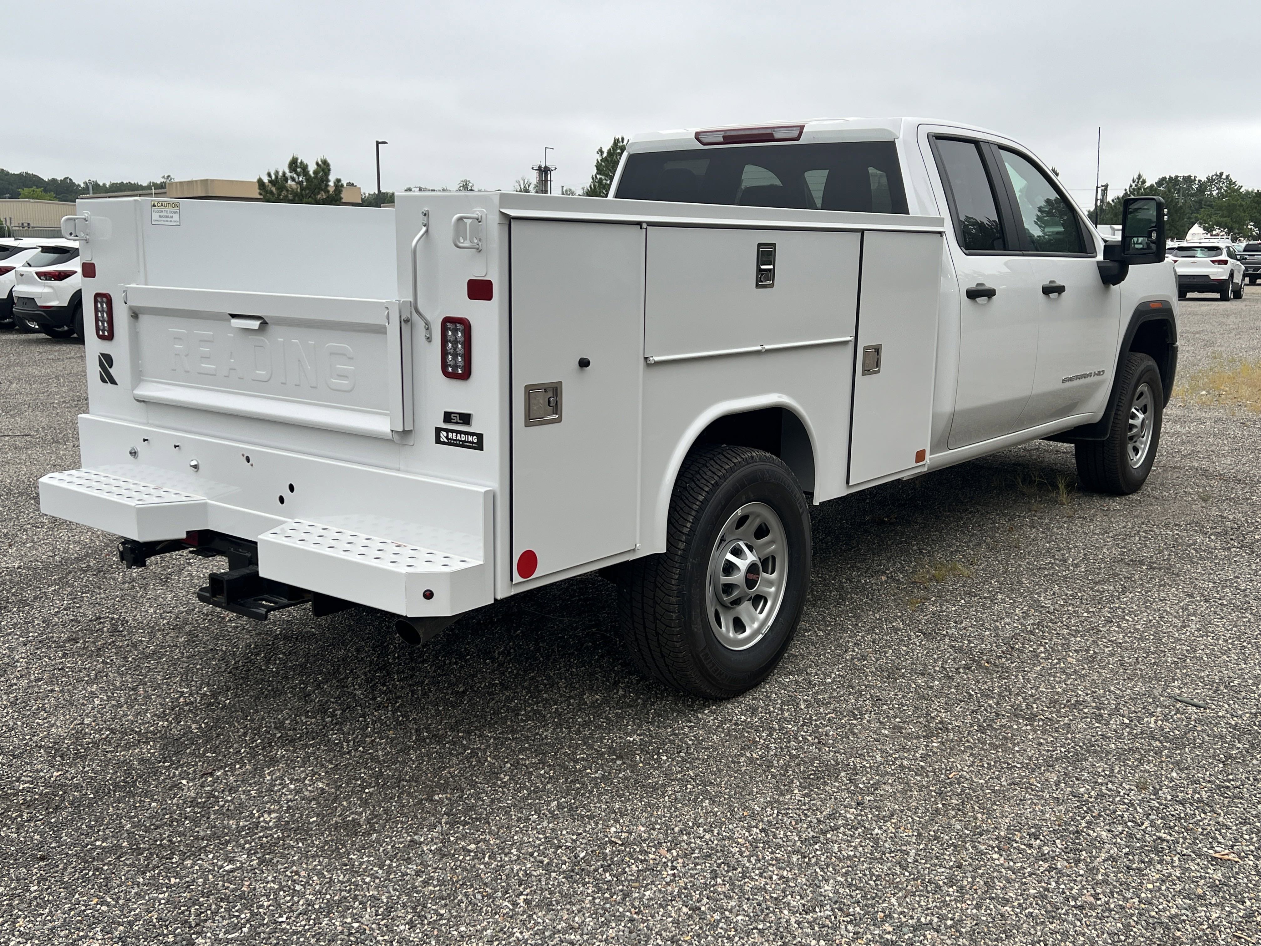 New 2025 GMC Sierra 3500 Pro w/ Convenience Package image 9
