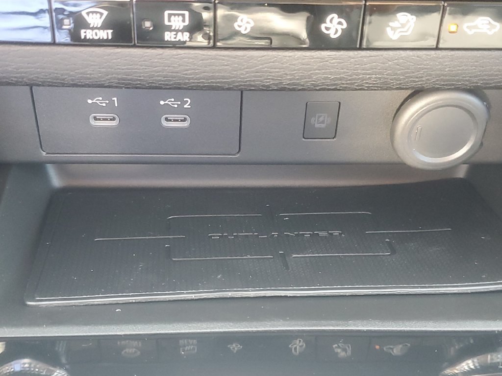 New 2026 Mitsubishi Outlander SE AWD/4WD image 30
