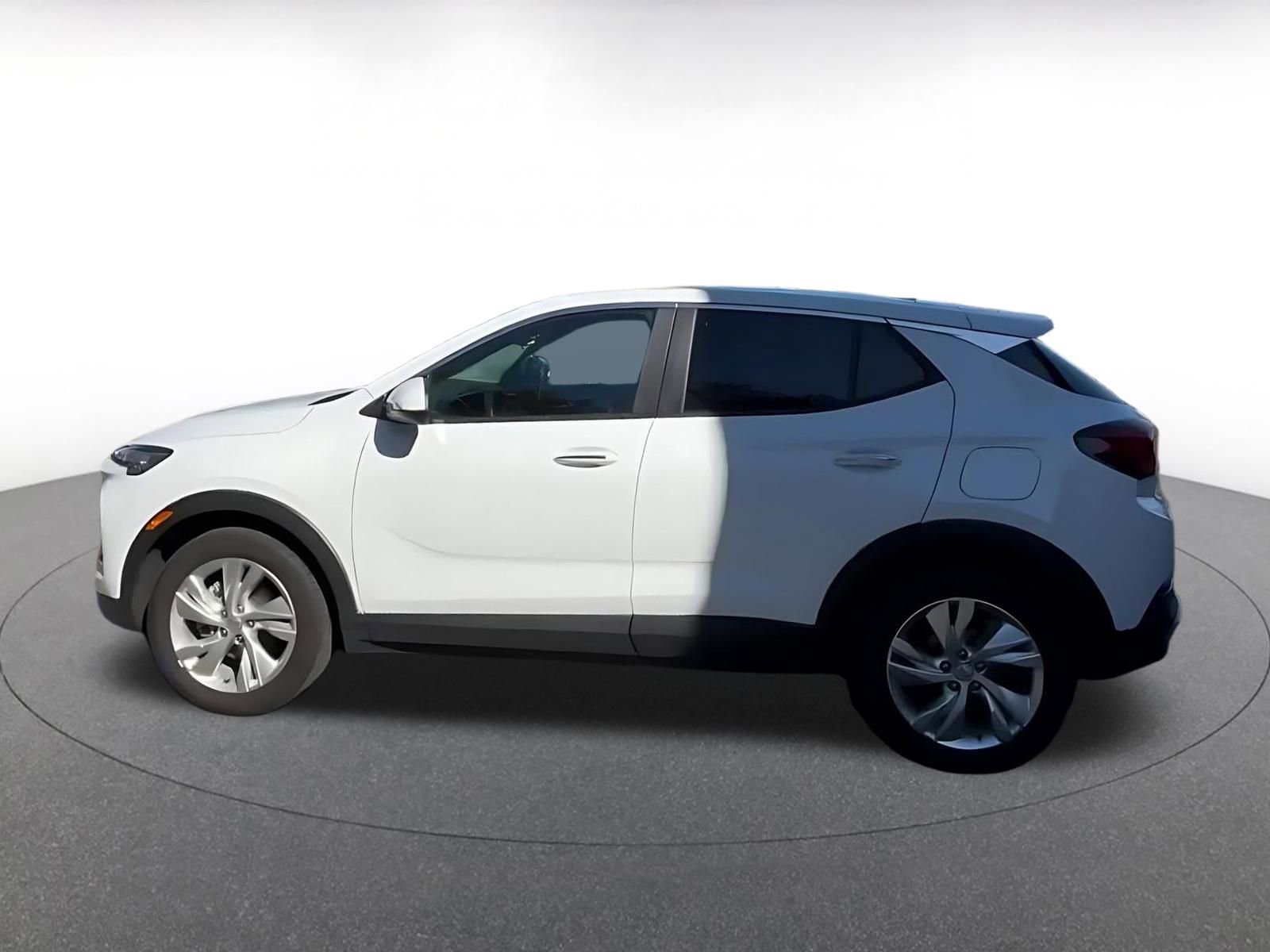 Used 2025 Buick Encore GX Preferred FWD image 7