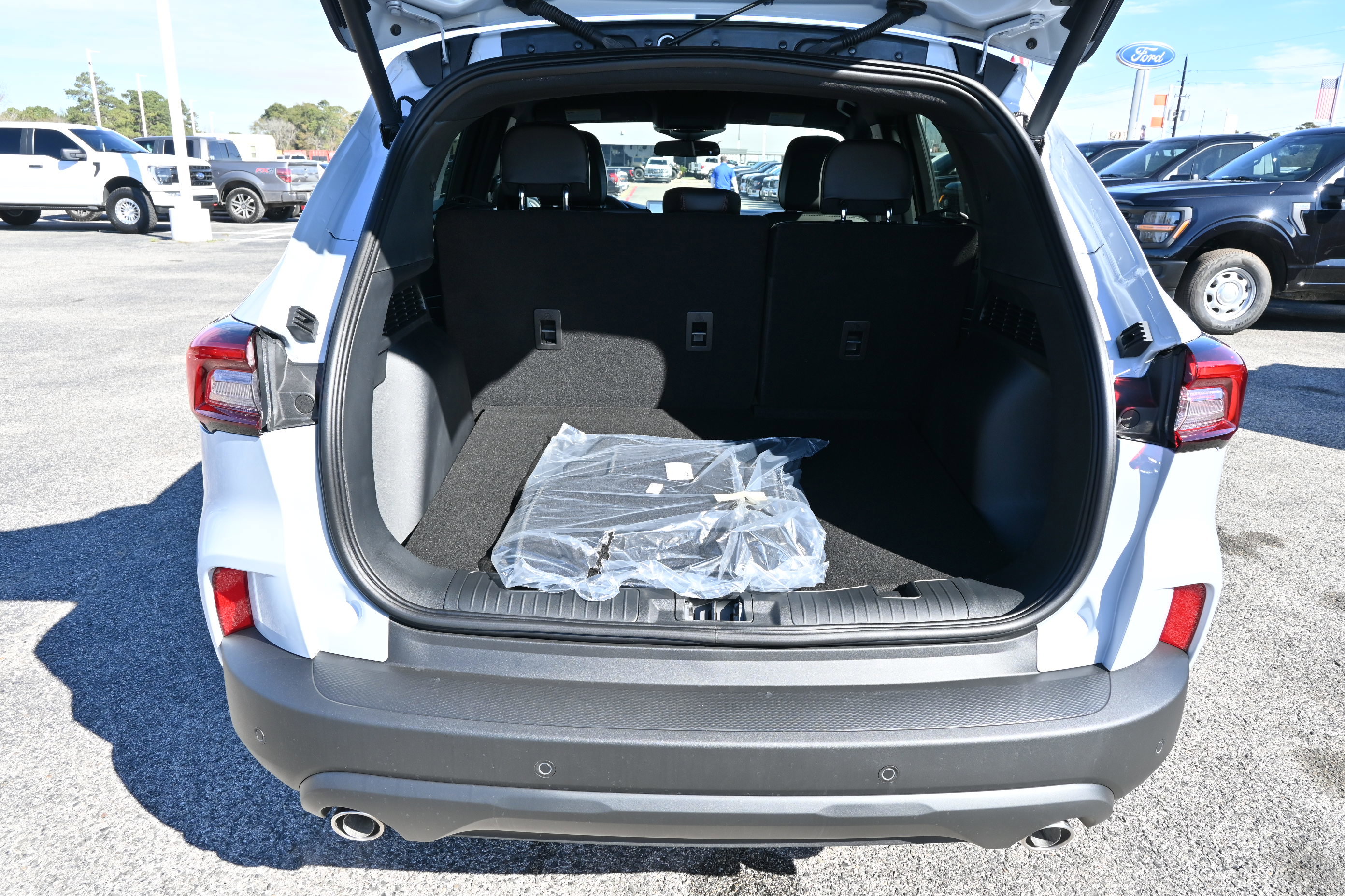 New 2026 Ford Escape ST-Line Select w/ Tech Pack #1 image 6