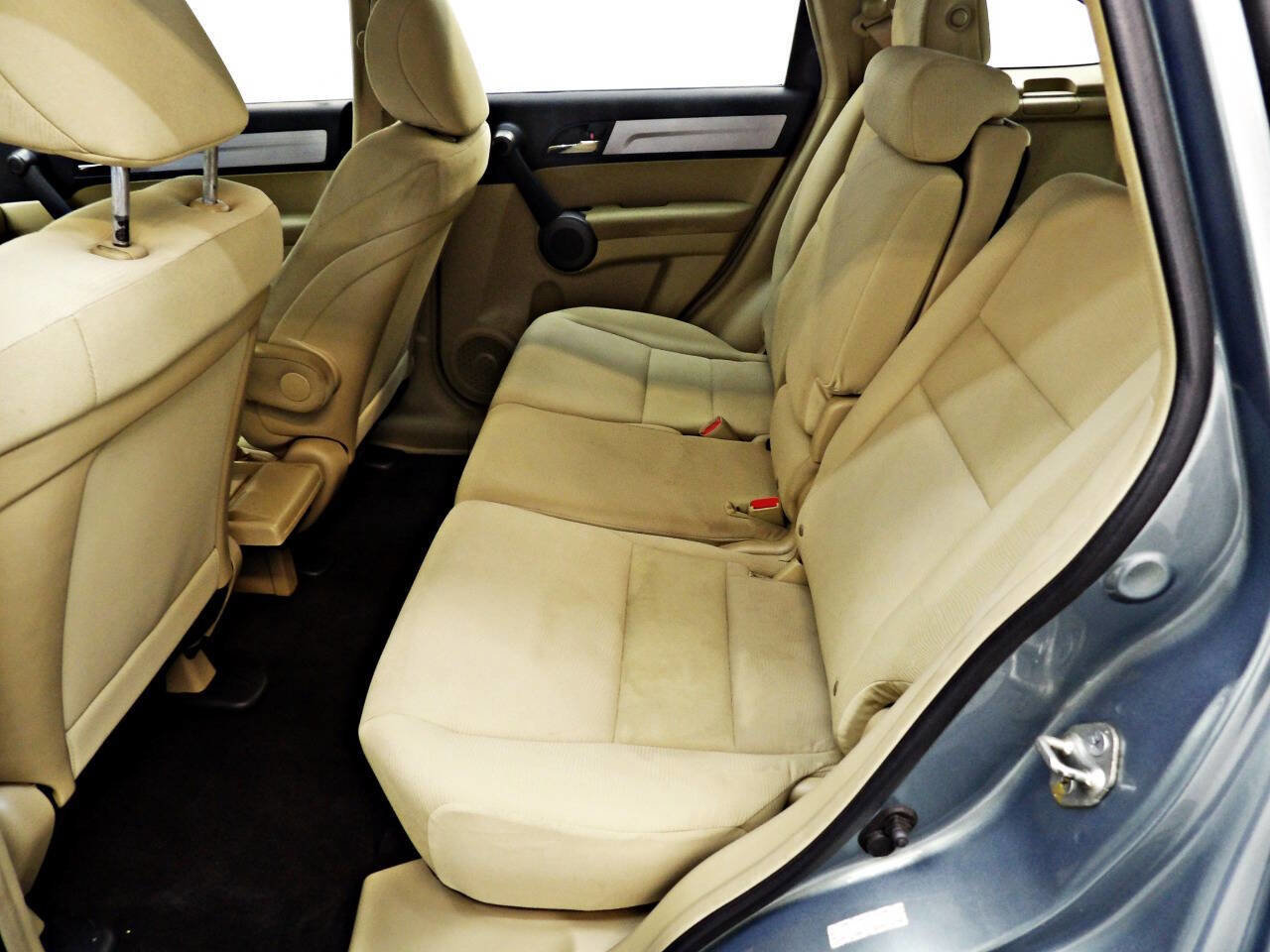 Used 2011 Honda CR-V LX image 10