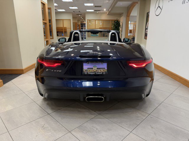 Used 2021 Jaguar F-TYPE P300 image 9