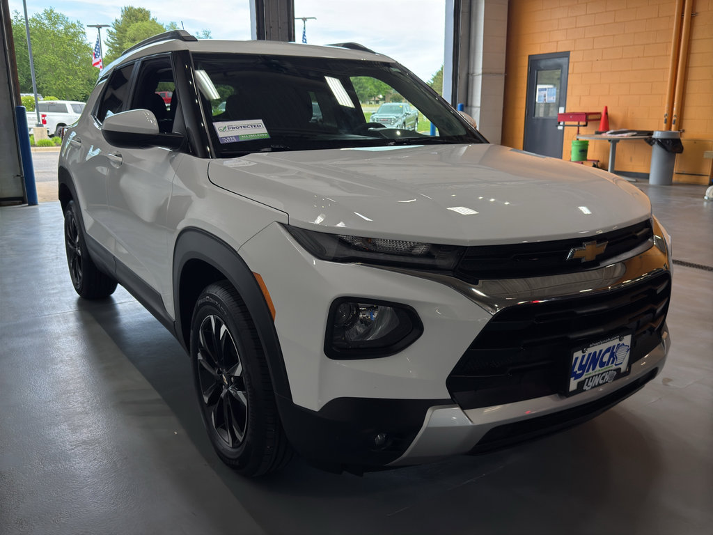 Used 2023 Chevrolet TrailBlazer LT FWD image 7