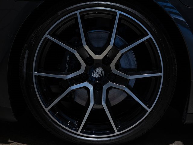 New 2025 Porsche Taycan image 21