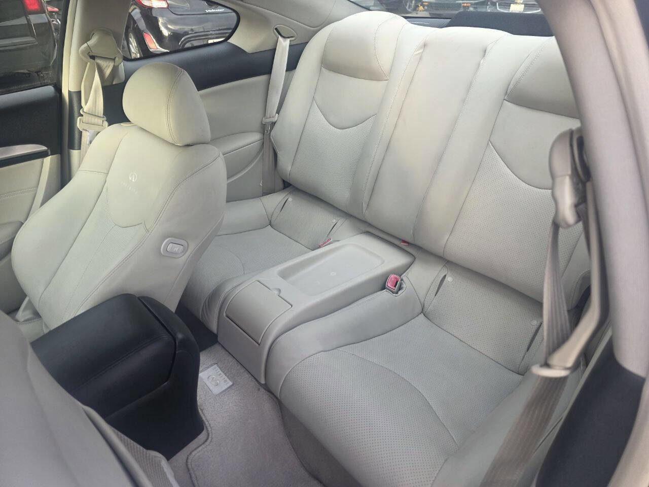 Used 2013 INFINITI G37 Journey w/ Premium Pkg RWD image 7