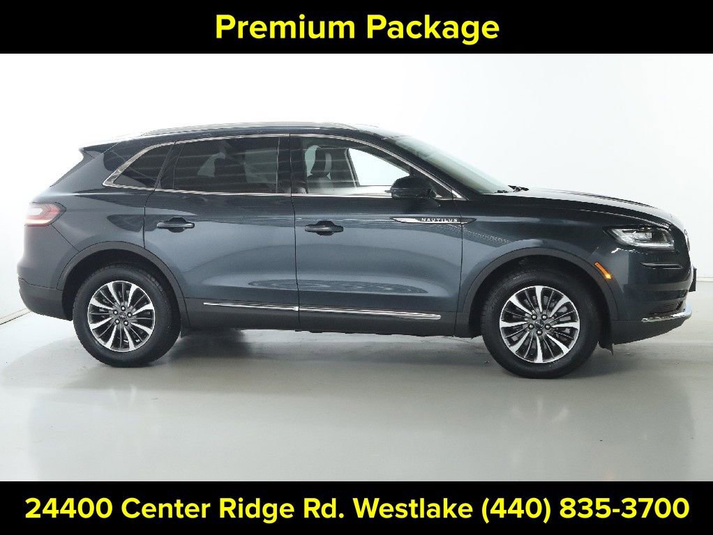 Used 2023 Lincoln Nautilus AWD w/ Premium Package image 11