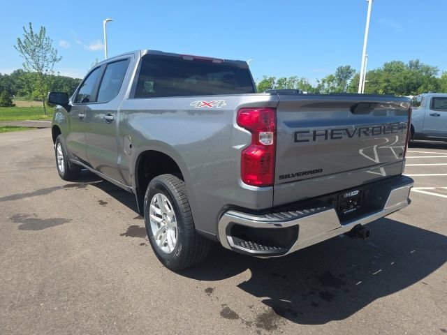 Used 2021 Chevrolet Silverado 1500 LT w/ LPO, Dark Essentials Package AWD/4WD image 11