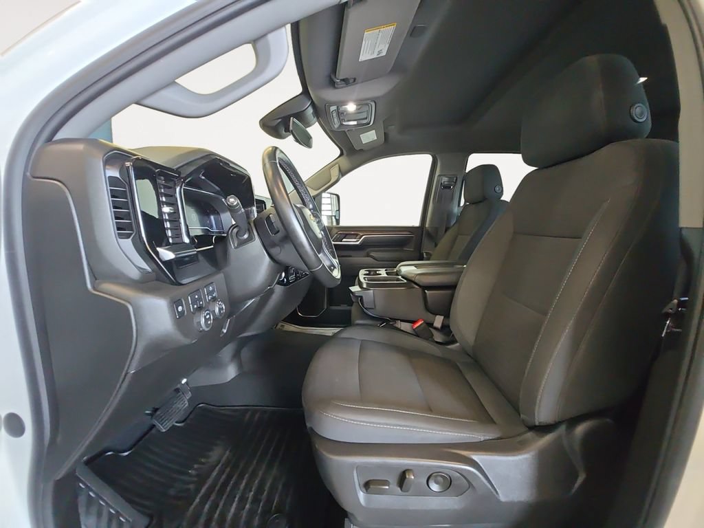 Certified 2025 Chevrolet Silverado 2500 LT w/ Convenience Package AWD/4WD image 14
